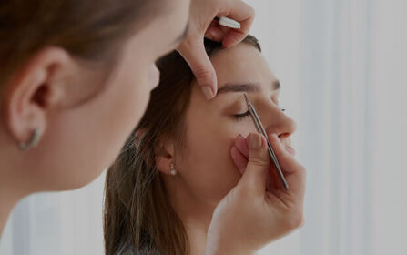 Eyebrow Bar